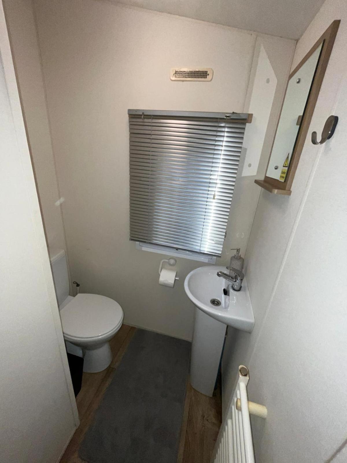 The Getaway Billing Aquadrome Villa Northampton Dış mekan fotoğraf